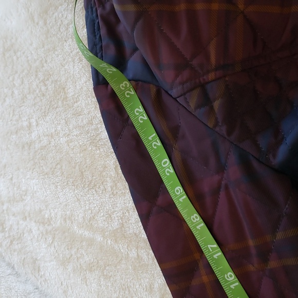 Lands' End Plus Size Plaid Quilted Puffer Jacket - Picture 14 of 16